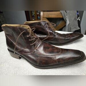 Mens 4 Eyelet lace up dress boot. Size 11